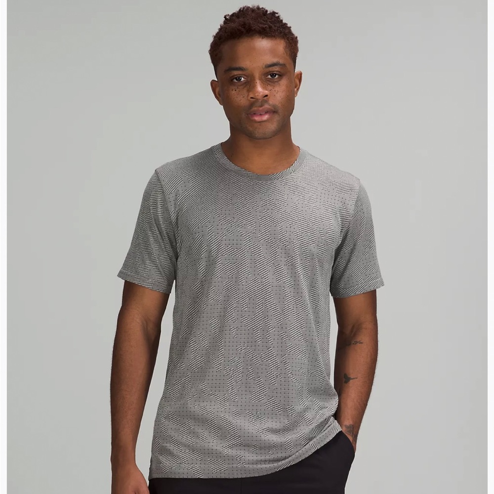 NWT!! Lululemon Mens Metal Vent- Breath-XL. Slim